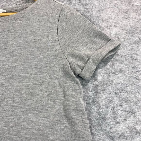 Cable & Guage Womens Grey Short Sleeve Crew Neck Front Pocketed Blouse Size M - Picture 7 of 12